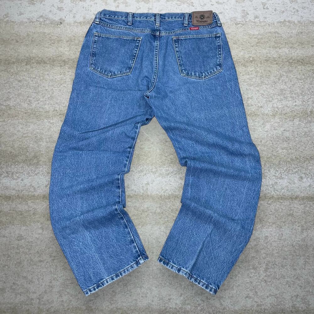 Vintage Y2K Wrangler Jeans 36x30 Relaxed Fit Light Wash Work Wear Denim